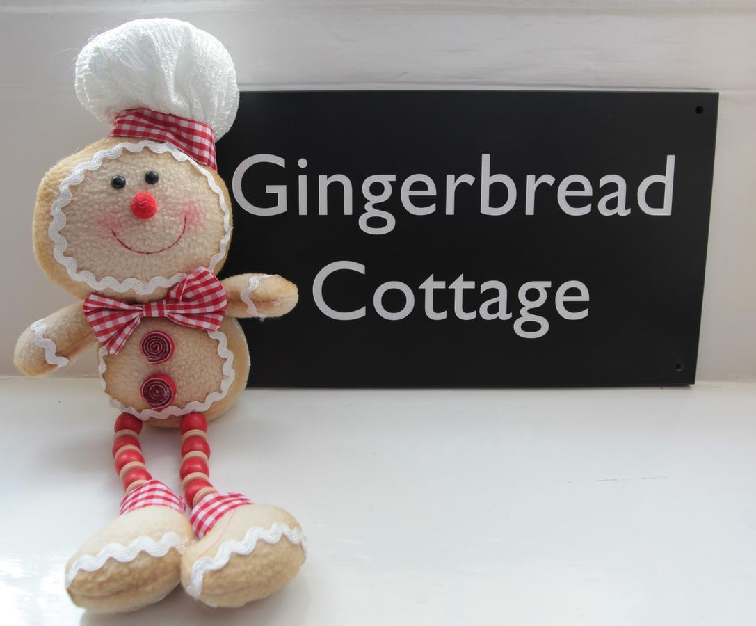 Gingerbread Cottage Chideock Bagian luar foto